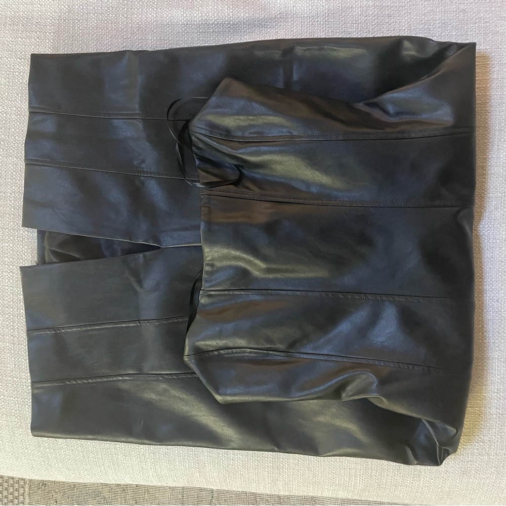 LBV vegan leather strapless corset dress in black size 10 - Picture 4 of 4